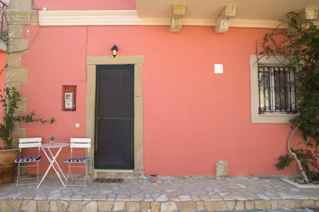Mara'S Traditional Cottage Kato Pavliana Экстерьер фото